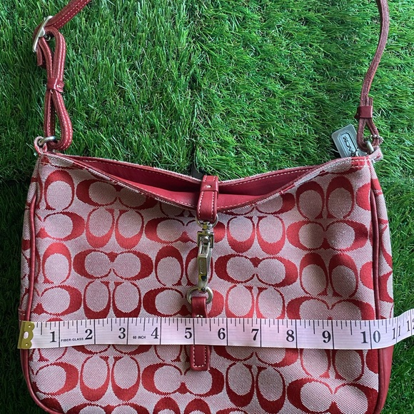 Red Coach shoulder bag - Picture 13 of 16